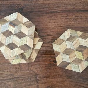 Set of 4 wooden coasters